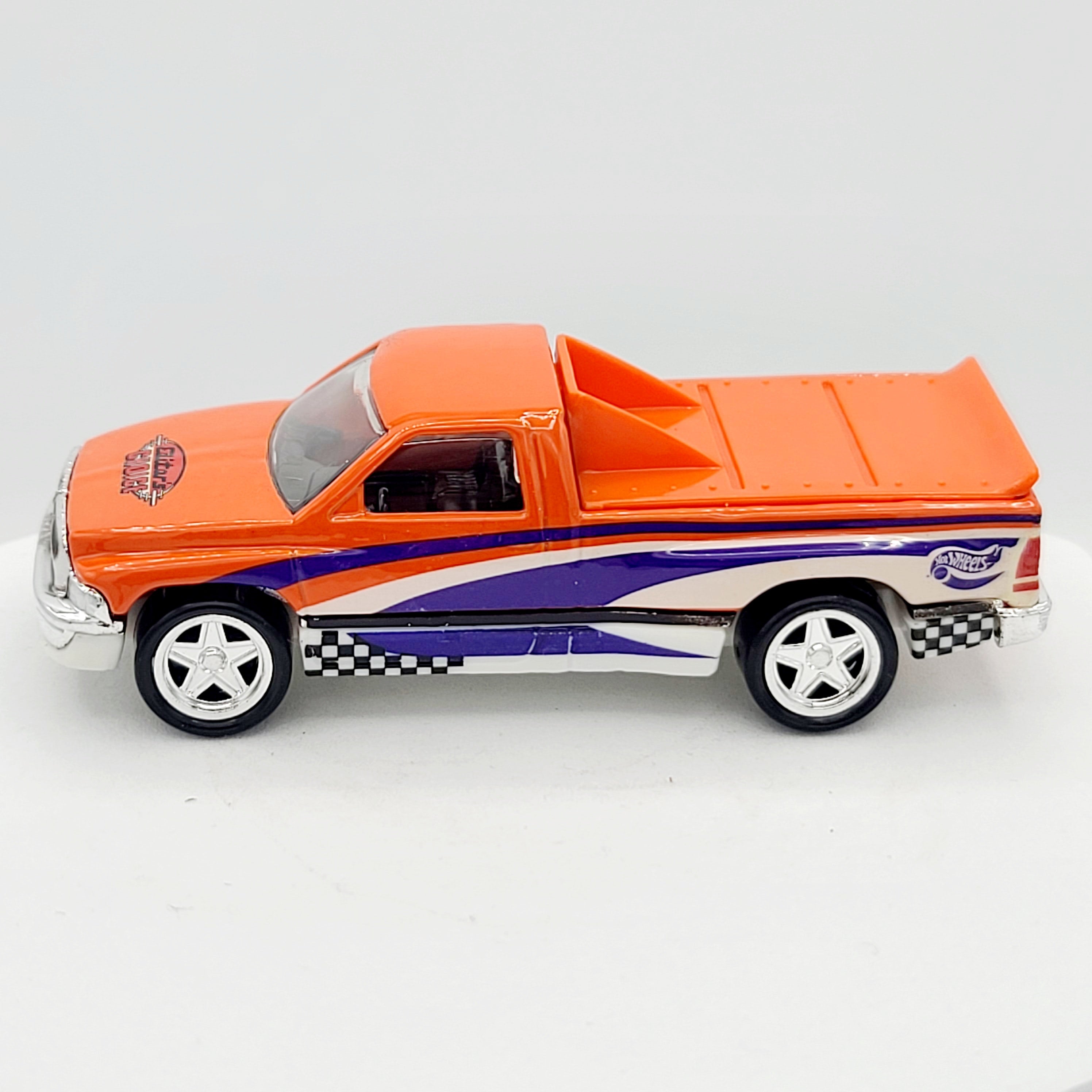 Hot Wheels Dodge Ram 1500 (2000 HW Editor's Choice)